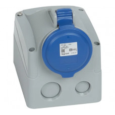 Розетка накладная Legrand 32А 2К+З 230 В IP 44 090180